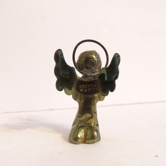 Vintage Brass Angel Figurine Praying Cherub Halo Wings Made Mexico Small - Picture 4 of 5